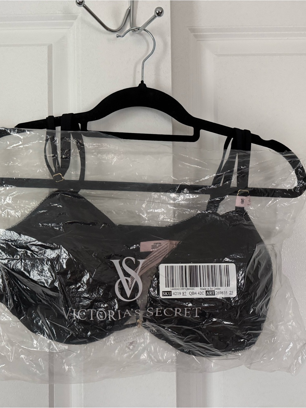 Victoria's Secret Black Molded T-Shirt Bra